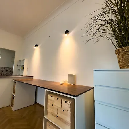 Retreat Apartment *